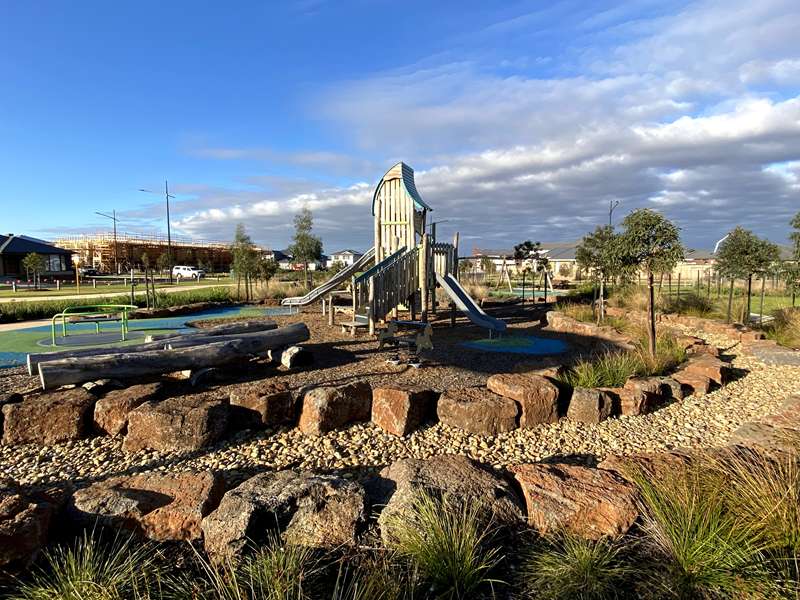 Cart Road Playground, Fraser Rise