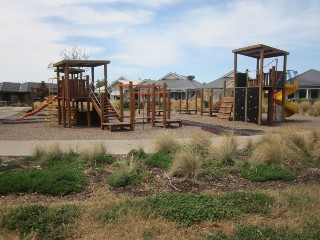 Castlemaine Drive Playground, Eynesbury