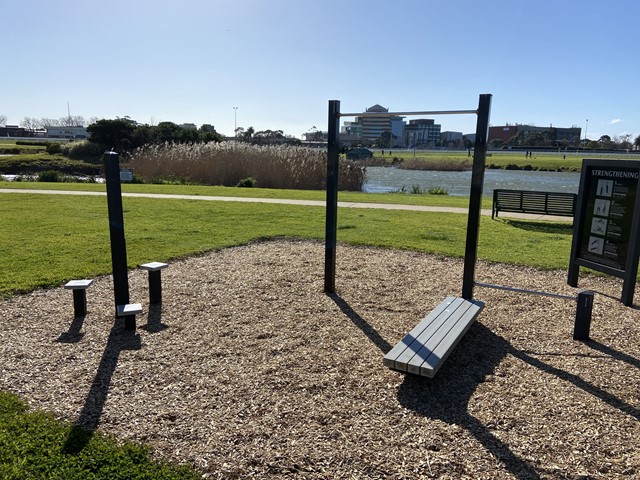 Caulfield Racecourse Reserve Outdoor Gym (Caulfield East)