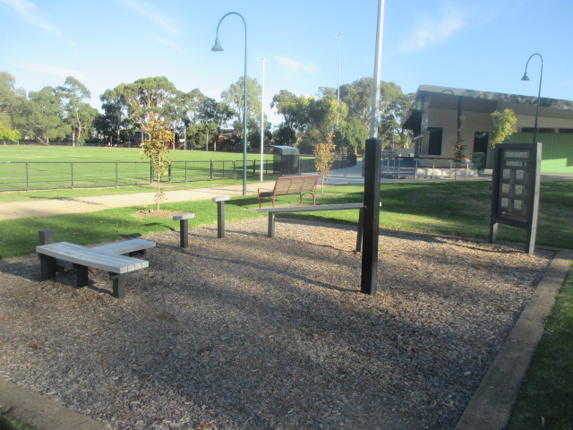 Centenary Park Outdoor Gym (Bentleigh East)