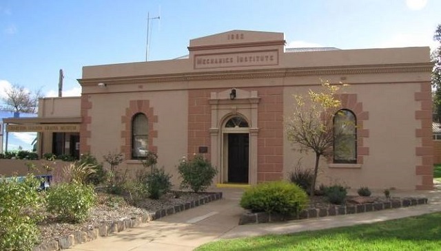 Charlton - Golden Grains Museum