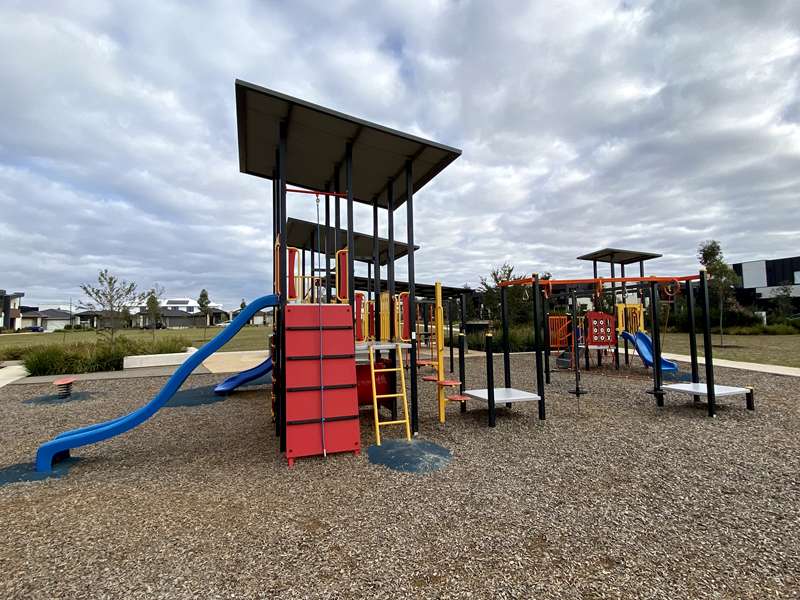 Chateau Promenade Playground, Deanside