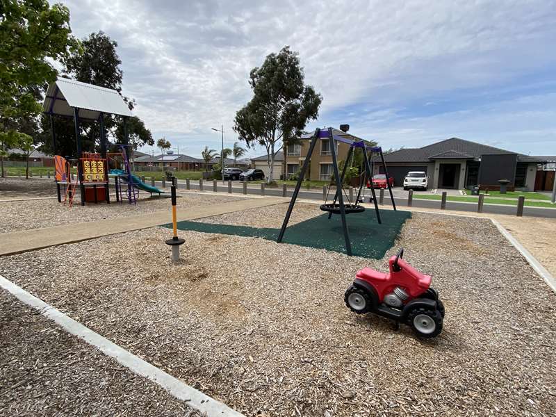 Cherokee Place Playground, Tarneit