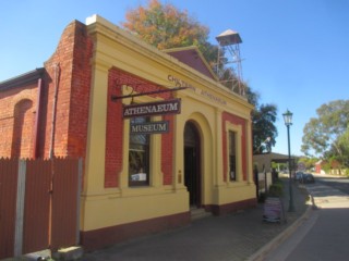 Chiltern Athenaeum Museum