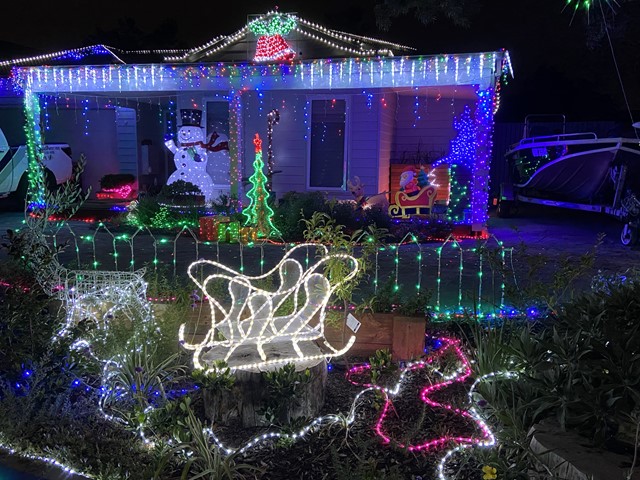 Christmas Lights (Vialls Avenue, Parkdale)