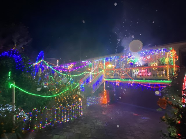 Christmas Lights (25 Mulgrave Way, Croydon North)