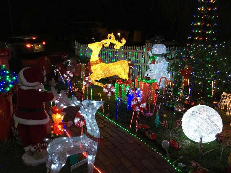Christmas Lights (29 Shaftsbury Street, Coburg)