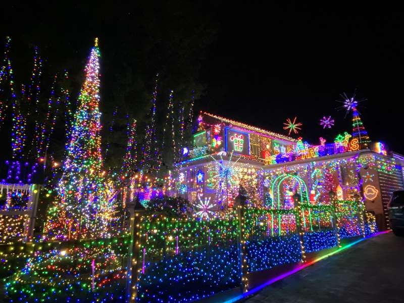 Christmas Lights (8 Hansford Close, Kilsyth)