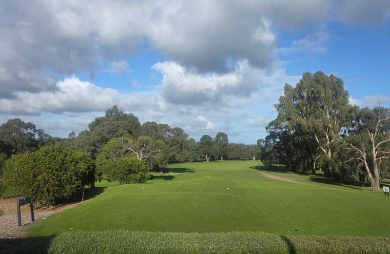 Churchill Park Golf Club (Endeavour Hills)