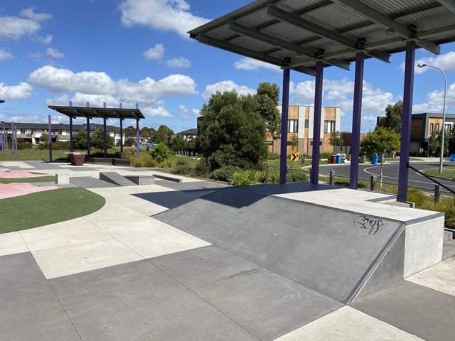 Clyde North Skatepark (Vantage Avenue Reserve)