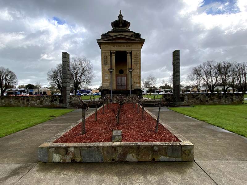 Colac & District War Memorials