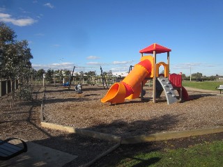 Community Hub Playground, Hillside