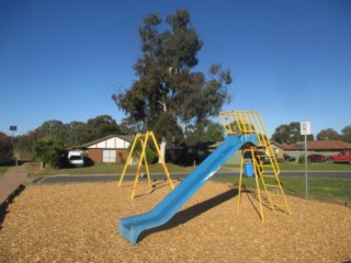 Conifer Close Playground, Yarrawonga