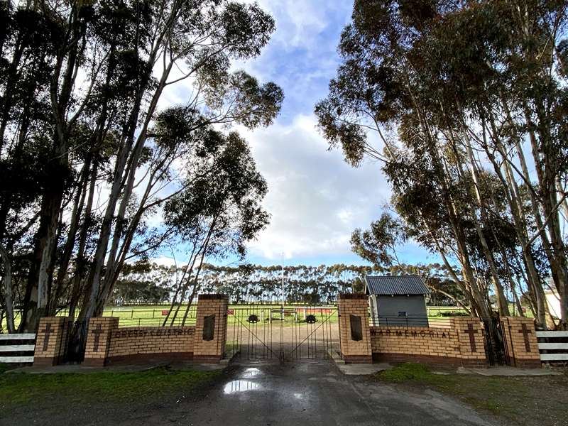 Colac & District War Memorials
