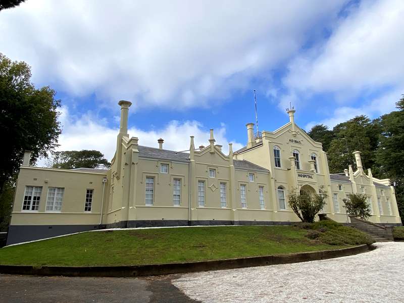 Creswick Campus Tour and Arboretum Walk