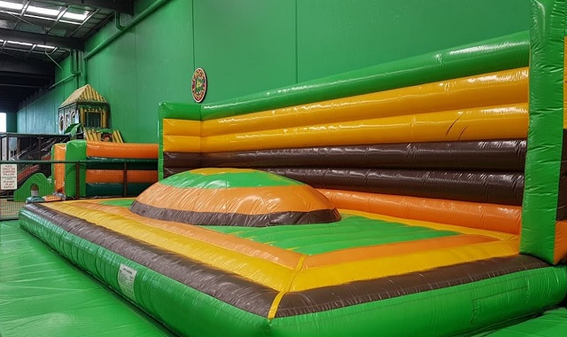 Crocs Playcentre (Derrimut)