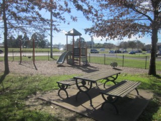 Cropley Street Playground, Darnum