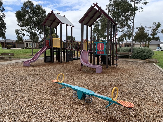 Crosskeys Reserve Playground, Serenity Way, Craigieburn