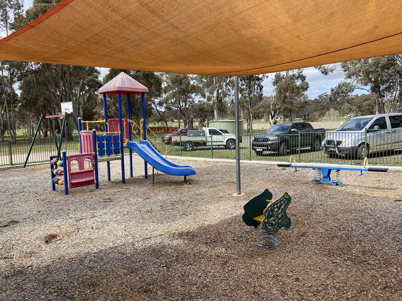 Daisy Hill Community Centre Playground, Dehnerts Road, Daisy Hill