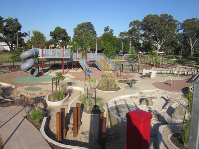 Dandenong Park Playground, Lonsdale Street, Dandenong