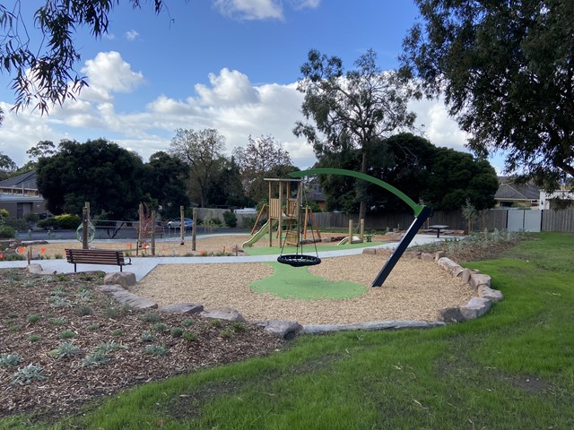 Danien Street Playground, Glen Waverley