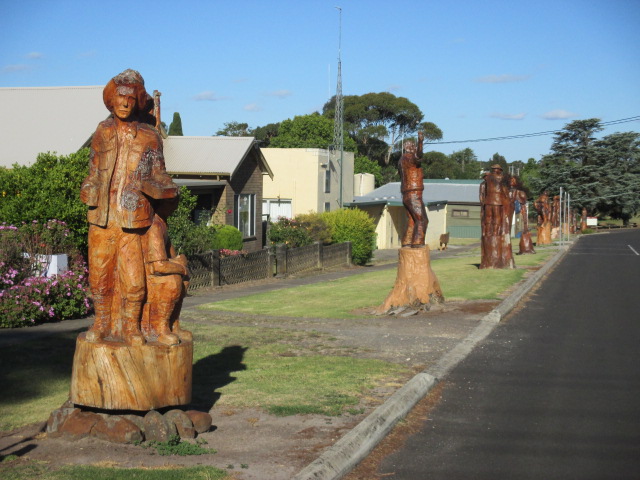 Dartmoor Avenue of Honour and Fairytale Tree Carvings