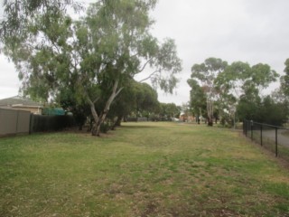 Davitt Drive Reserve Fenced Dog Park (Deer Park)