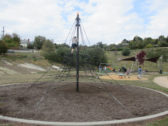 Daylesford Community Park Playground, Cnr Stanbridge St and Duke St, Daylesford