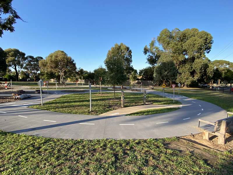 delta-road-playground-watsonia