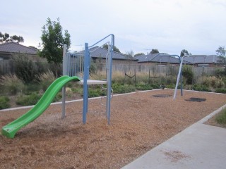 Devine Drive Playground, Pakenham