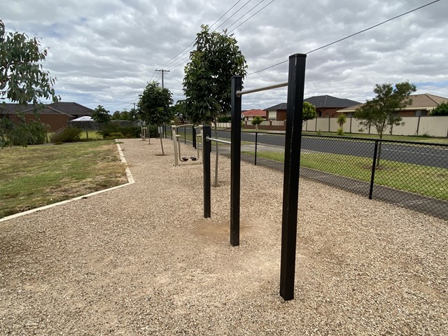 Disraeli Street Reserve Outdoor Gym (St Albans)