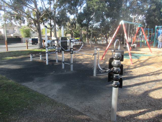 Doncaster Reserve Outdoor Gym (Doncaster East)