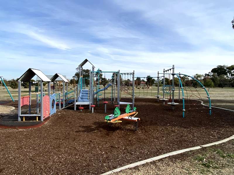 Doug Dean Reserve Playground, Nandiriog Drive, Delacombe