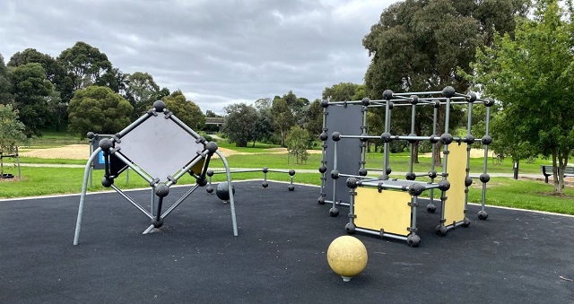 Kevin Adlard Reserve Playground, Doveton