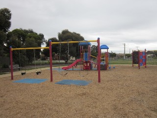 Dransfield Way Playground, Epping