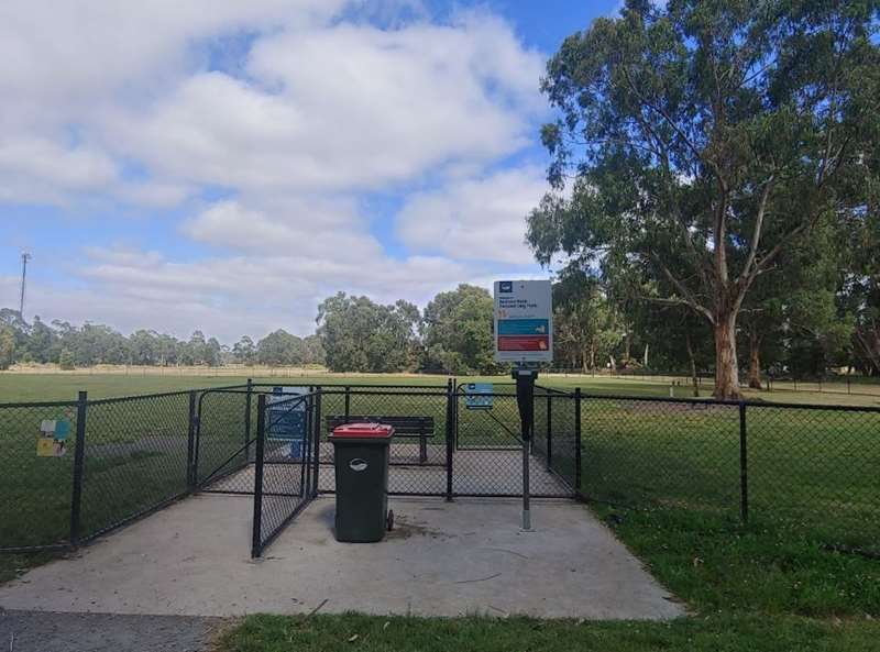 Drouin Fenced Dog Park (Bellbird Park)