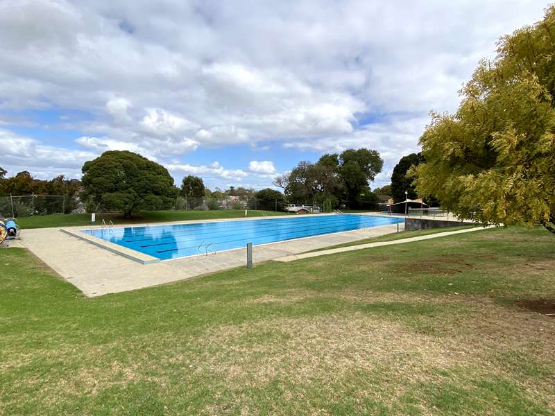 Drouin Outdoor Pool