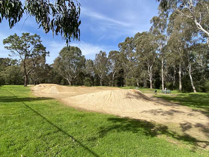 Eaglemont Dirt Jumps (Ivanhoe East)