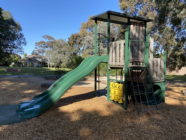 Edgeware Court Playground, Wantirna