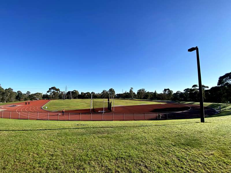 Edwardes Lake Park Athletics Track (Reservoir)