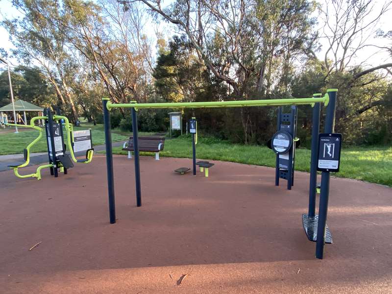 Elizabeth Bridge Reserve Outdoor Gym (Kilsyth)