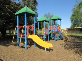 Elizabeth Street Primary School Playground, Henry Street, Moe