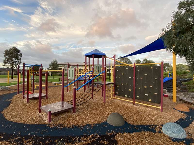 Elms Court Playground, Gowanbrae