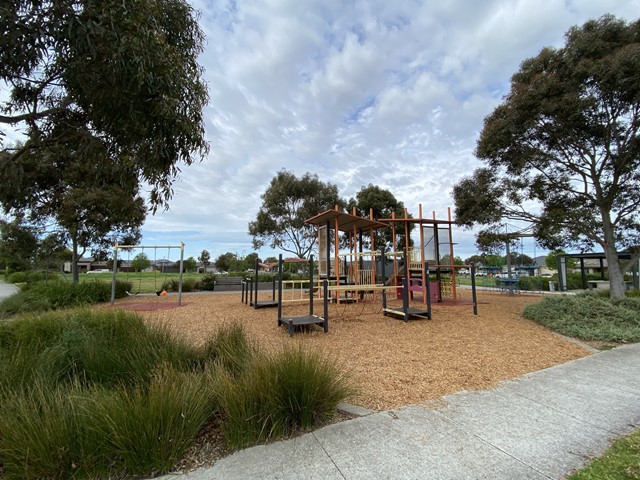 Elmsford Crescent Playground, Cranbourne West