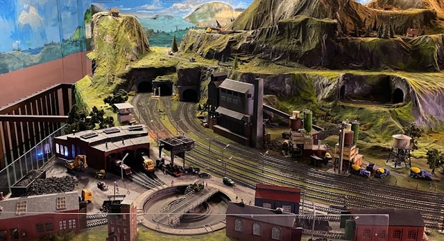 Emerald Lake Model Railway (Emerald)