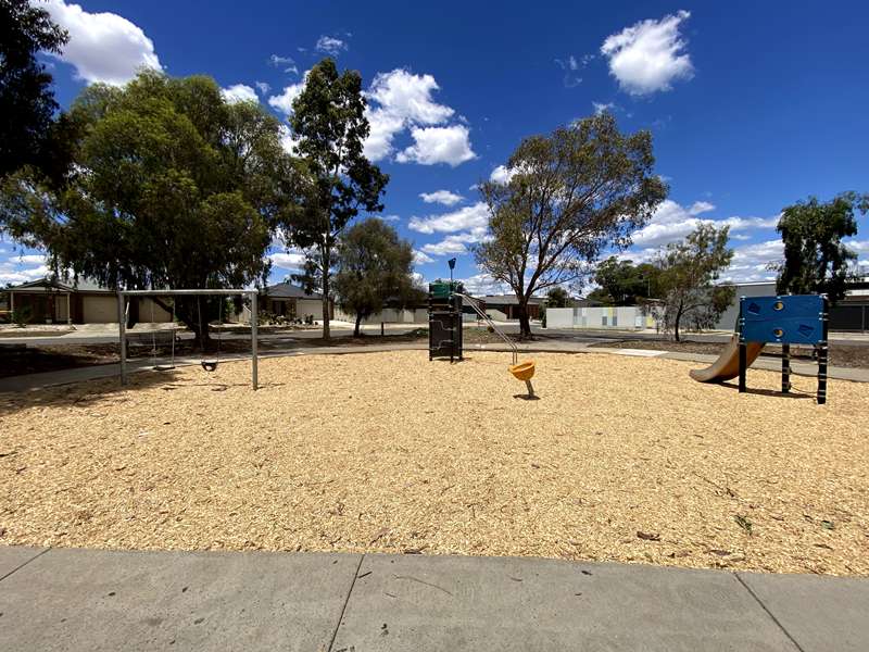 Epsom Village Green Playground, Market Garden Circuit, Epsom