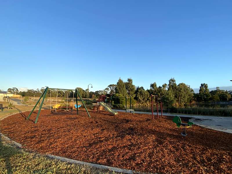 Erin Park Playground, Waterside Drive, Traralgon