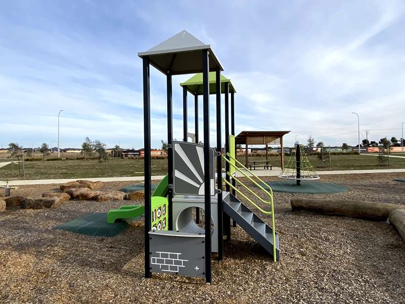 Erskine Park Playground, Erskine Road, Delacombe
