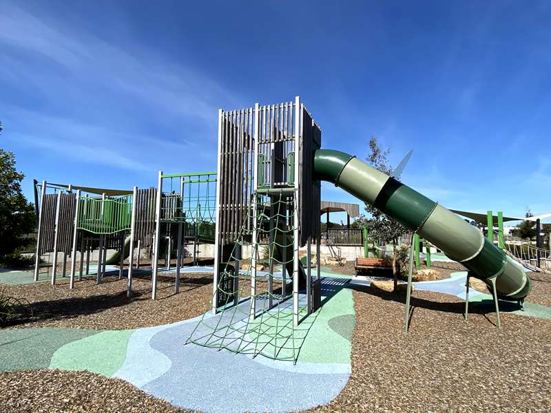 Evergreen Park Playground, Zion Parade, Clyde