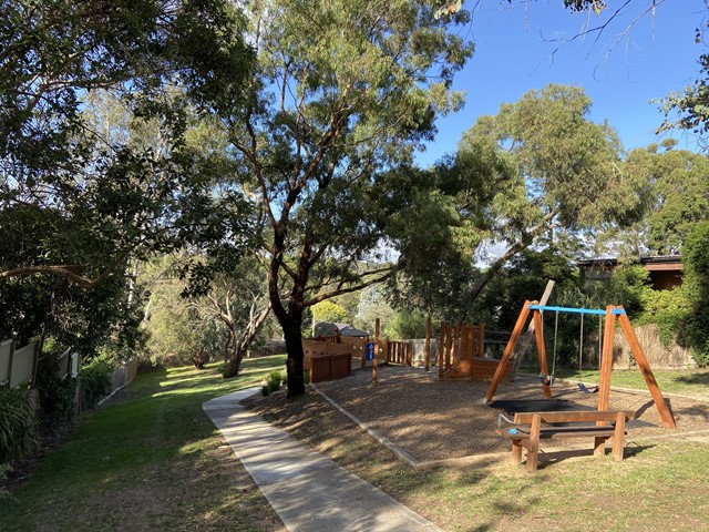 Fernside Avenue Playground, Briar Hill